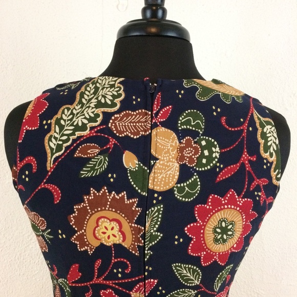 Maggie London Sleeveless Wrap Dress - Picture 8 of 8